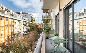 Succeed Campo Pequeno Apartments